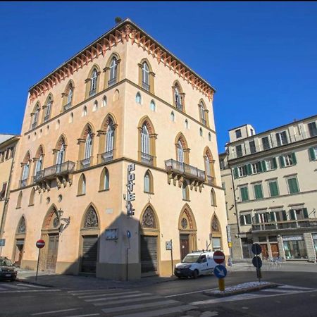 Palazzovilla Historic Building Luxury Suite Флоренция Экстерьер фото